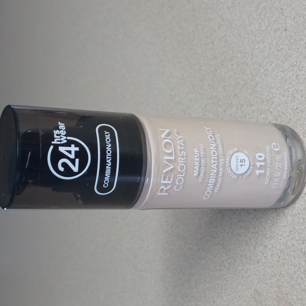 Revlon Colorstay Makeup Foundation 110 ivory